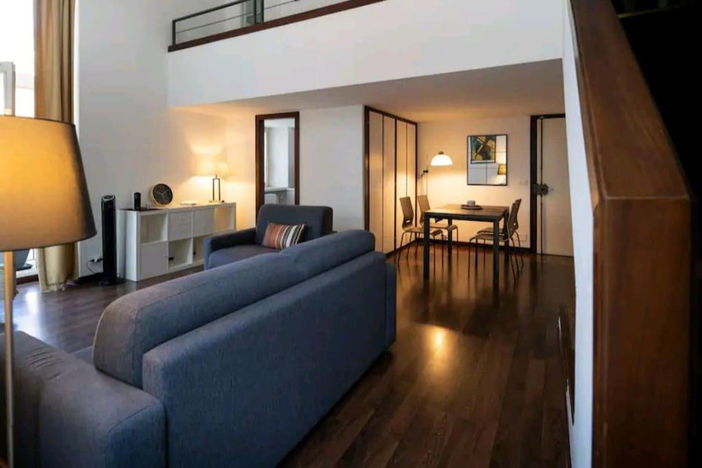 Loft Luxury - Piazza Castello Porta Susa ตูริน ภายนอก รูปภาพ