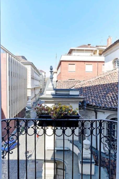 Loft Luxury - Piazza Castello Porta Susa ตูริน ภายนอก รูปภาพ